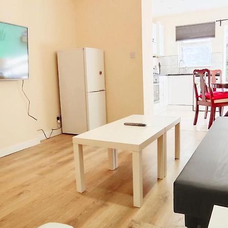 Apple Garden A-2 Apartment London Bagian luar foto